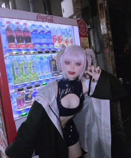 min cosplay naked model galleries