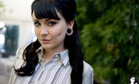 Elle Stranger star pretty img