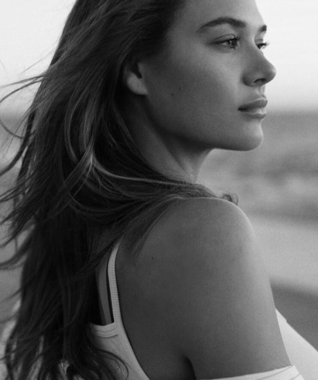 Victoria Lamas star hot pics