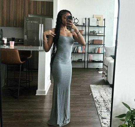 Lexi Vee model nice pic