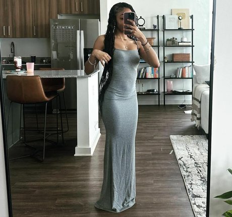 Lexi Vee star top photos