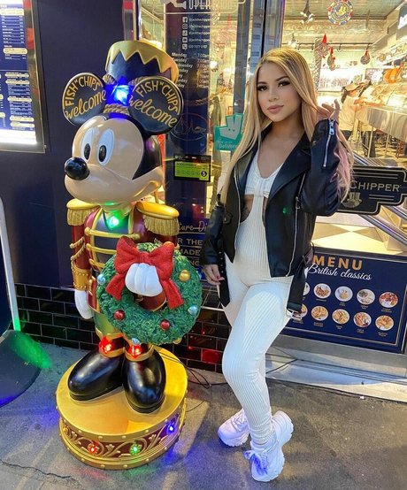 Rafaela Nakamura pornstar adult photos