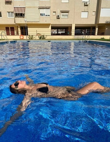 sarahkenley erotic model photo