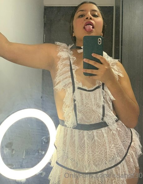 issahott31 model sex image