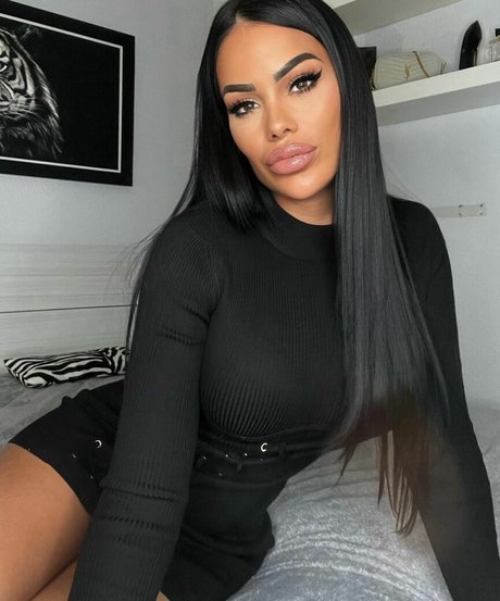 Iraya Bedmar pornstar naked archive