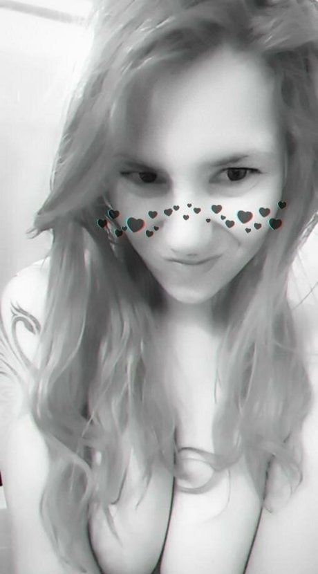 bunnyqueen20961 exclusive pornstar picture