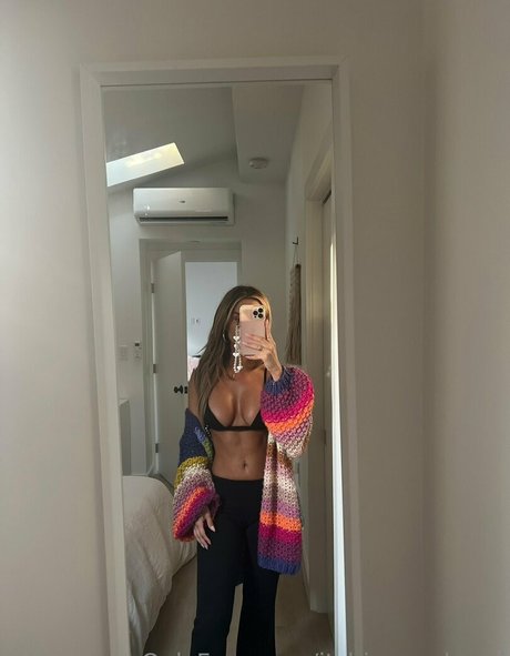 itsbiancaghezzi model pretty pic