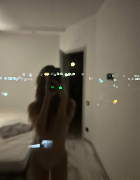 vixydi free top actress pics