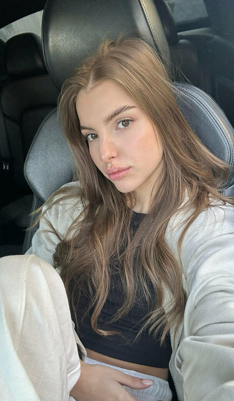 vixydi free xxx pornstar images