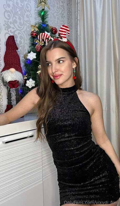 vixydi free free model img