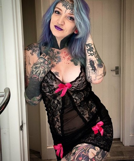 lilkittyskittles model top pic