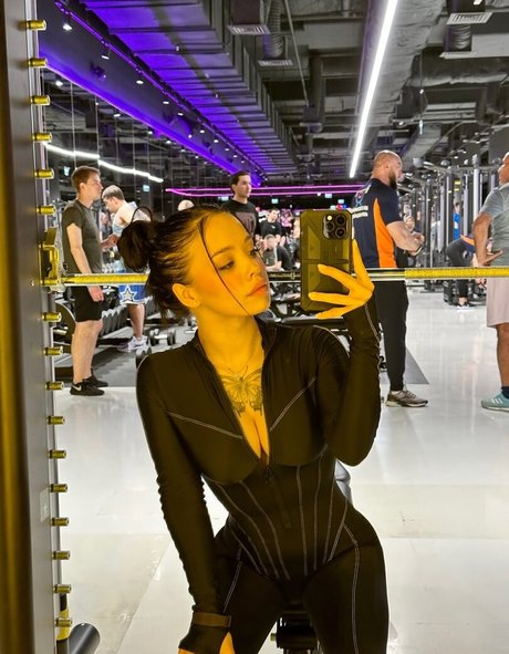 lyna com pornstar high quality pics