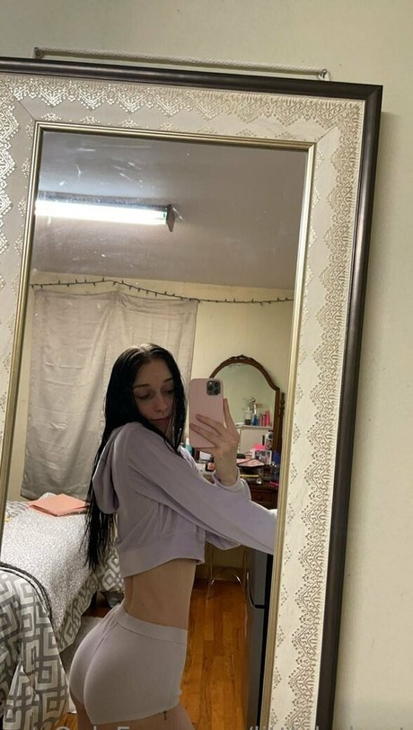 littlebabyyt model nude photo