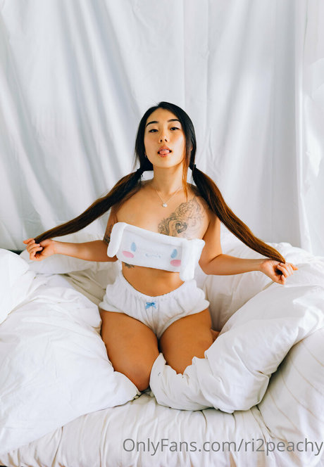 Peachydayo model hd galleries