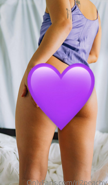 Peachydayo model erotic pics