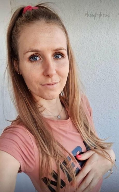 emily candy vip model erotic image