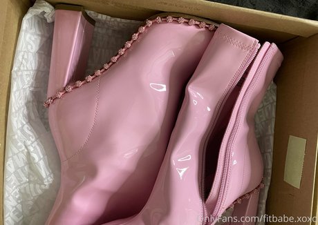 zoeytaylor xxx porn model img