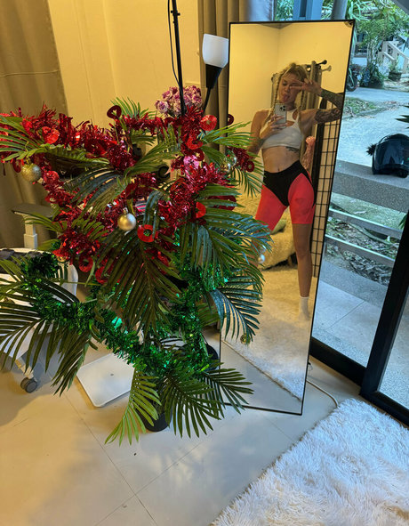 iamvirtuallady naked pornstar picture