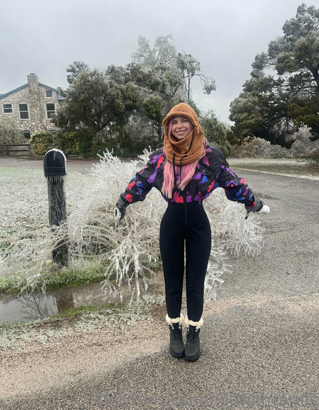 ridewithcarms sexy actress img