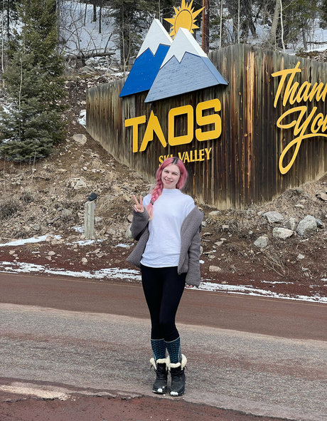 ridewithcarms adult model img