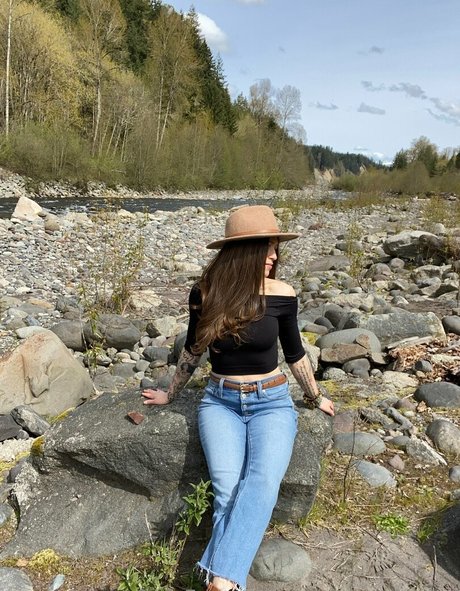 titstattsntravel xxx pornstar pics