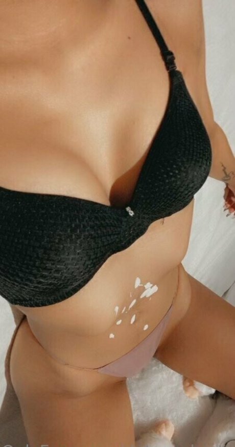 Dataznshorty erotic model photos