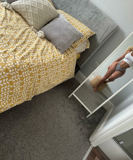 mollymazs pornstar xxx images