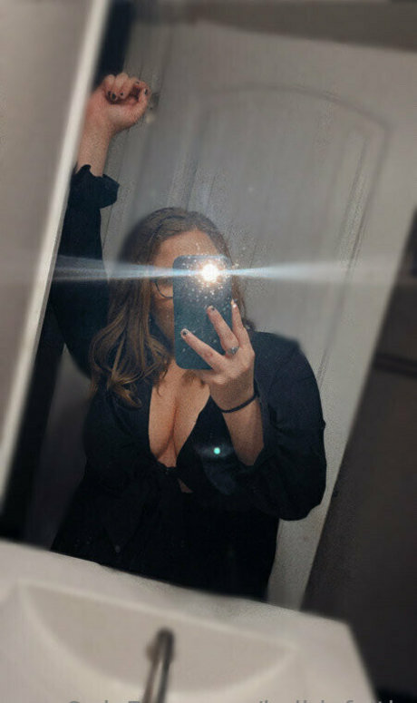 kolbiefaith art actress pictures