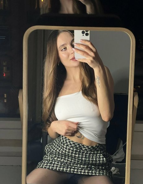 vallybunny model porn photos