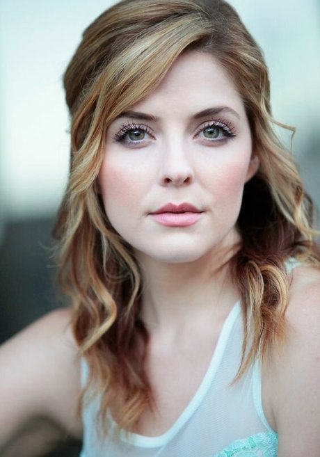 Jen Lilley model sexy images
