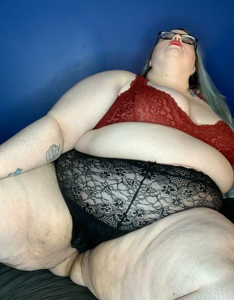 adenahx xxx star pictures