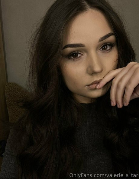 valerie s tar adult model img