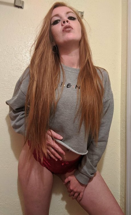 gwennie1993 model hot picture