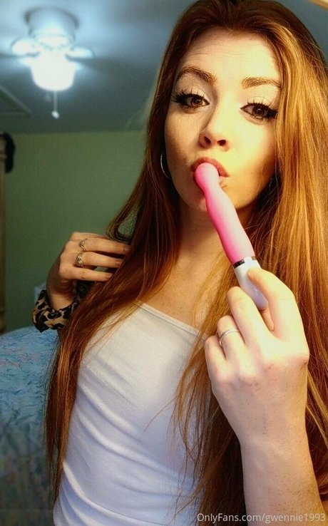 gwennie1993 erotic star picture