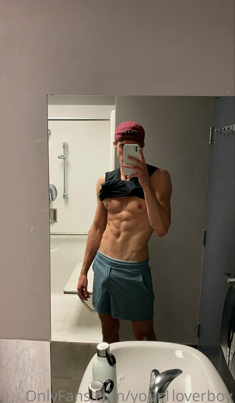 your1loverboy star top pictures