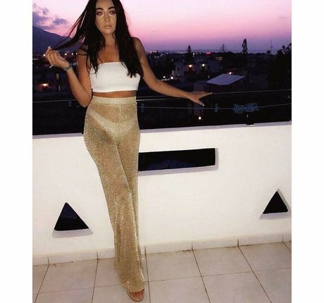 Chloe Reynolds porn actress photos