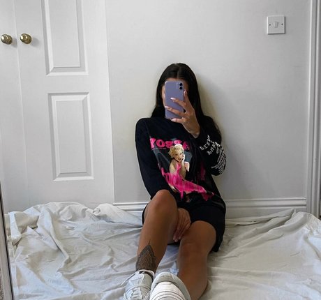 Chloe Reynolds pornstar beautiful gallery