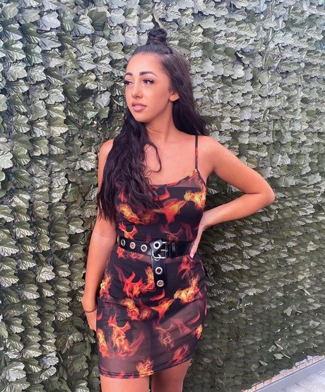 Chloe Reynolds sex star gallery