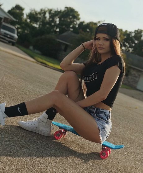 Justfoxii pornstar free gallery