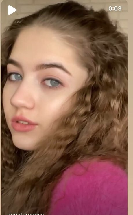 Dana Taranova star art pics