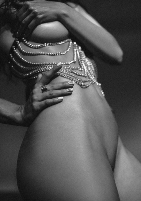 karinna foxx erotic star images