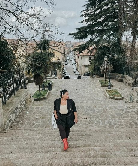 Naty Mari exclusive pornstar images