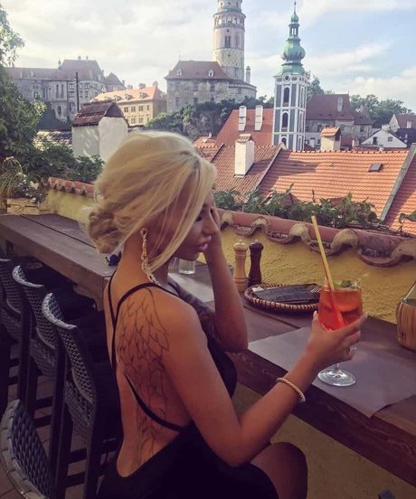 Nikola ihova sexy star picture