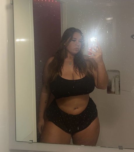 ellierobsxx exclusive actress photo