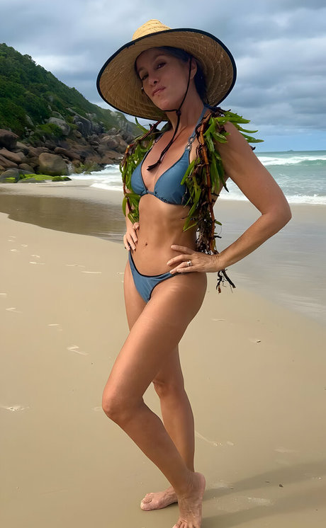 Krishna Mahon hd pornstar img