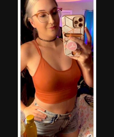 Eveuh best model pictures