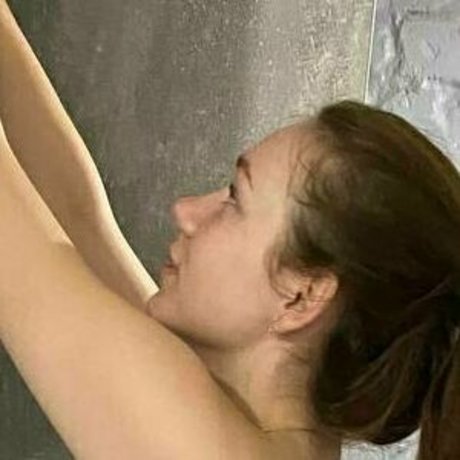 Emilia Smit model adult photos