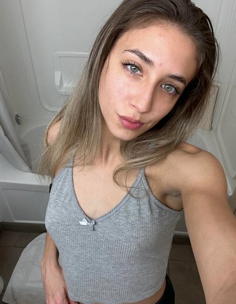 YellowMinimum6204 star pornographic photo