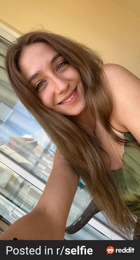 YellowMinimum6204 model images