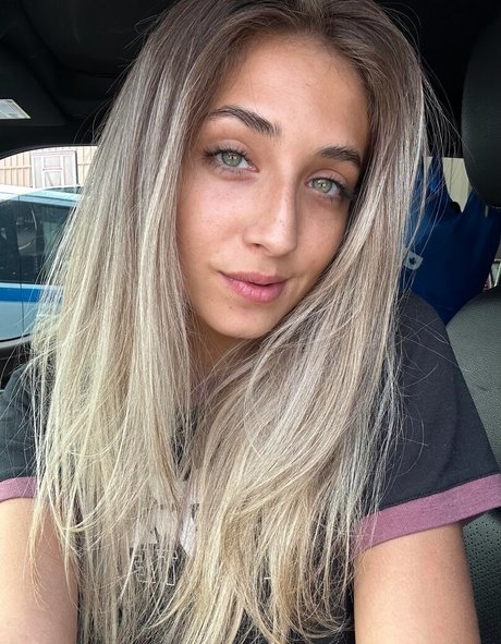 YellowMinimum6204 pornstar nude galleries